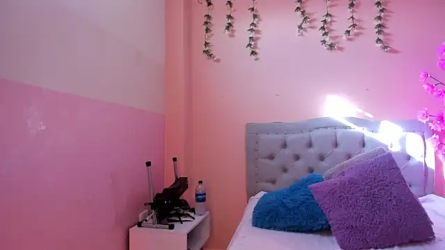 littletammy4u  online show from 10-23-25, 12:26