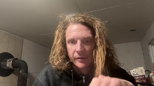 Snapshot of redone8in chatting on 02-11-25, 03:40 redone8in online show from 02-11-25, 03:40