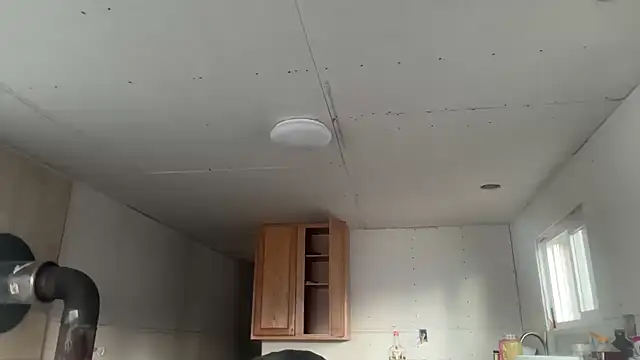 Snapshot of redone8in chatting on 02-17-25, 04:59 redone8in online show from 02-17-25, 04:59