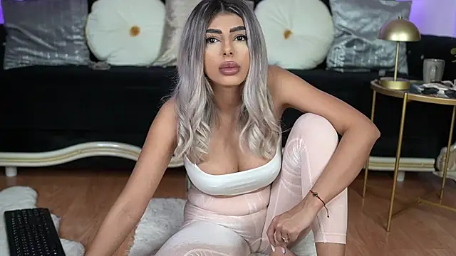 Snapshot of emma_goodess_ chatting on 03-09-25, 07:37 emma goodess online show from 03-09-25, 07:37