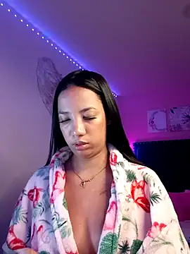 SallyWhitee online show from 02-04-26, 04:40