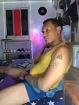 Snapshot of XhaseFoX chatting on 02-09-25, 02:49 XhaseFoX online show from 02-09-25, 02:49