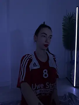 Celine Roxelle online show from 11-12-25, 05:46