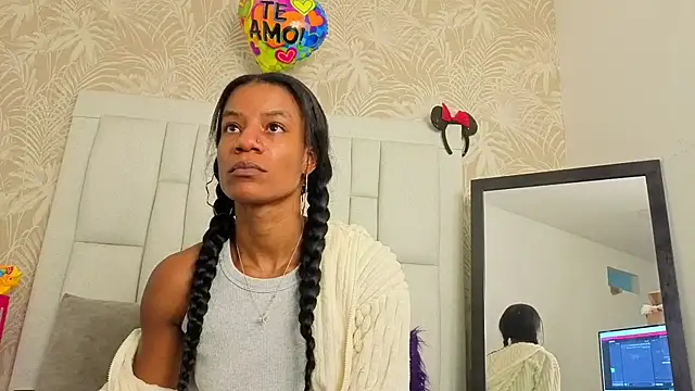 dafnnelewis online show from 04-20-26, 11:13