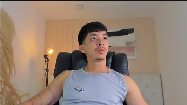 ISAAC CRYSTON online show from 11-19-25, 08:09