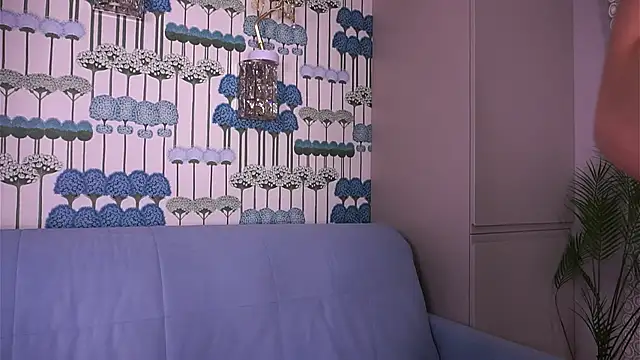 LizbethGee online show from 02-08-25, 03:00