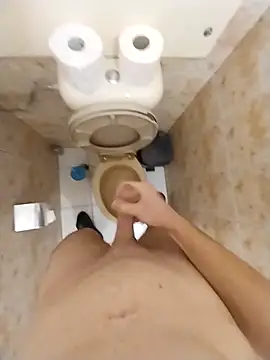 Snapshot of Good_boy000 chatting on 10-24-25, 07:43 Good boy000 online show from 10-24-25, 07:43