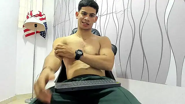 Snapshot of ANDRES_STUD chatting on 02-10-25, 10:19 ANDRES STUD online show from 02-10-25, 10:19