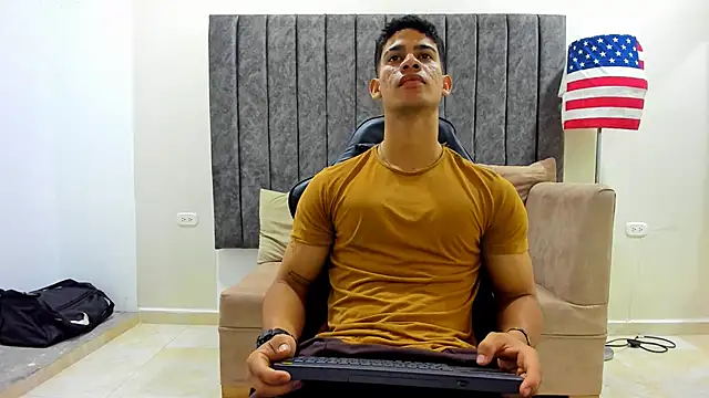 Snapshot of ANDRES_STUD chatting on 03-20-25, 01:04 ANDRES STUD online show from 03-20-25, 01:04