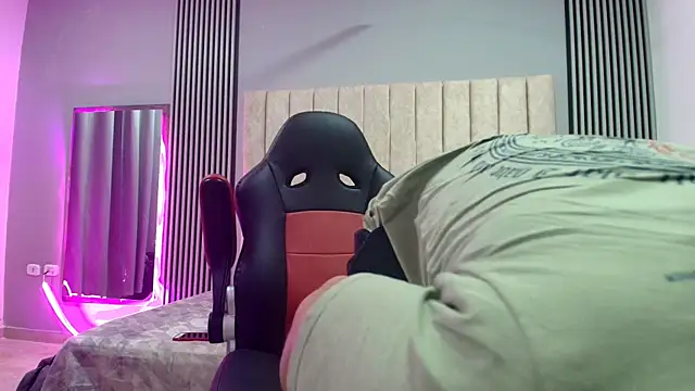 Snapshot of ANDRES_STUD chatting on 09-09-25, 05:07 ANDRES STUD online show from 09-09-25, 05:07