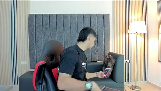 Snapshot of ANDRES_STUD chatting on 09-15-25, 04:56 ANDRES STUD online show from 09-15-25, 04:56