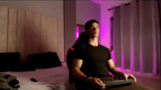 Snapshot of ANDRES_STUD chatting on 09-16-25, 04:24 ANDRES STUD online show from 09-16-25, 04:24