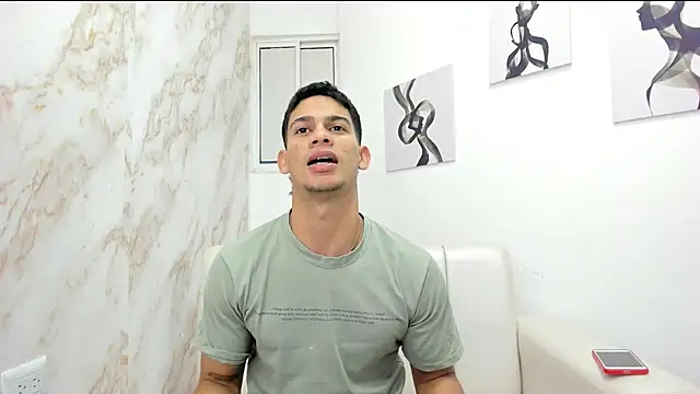 Snapshot of ANDRES_STUD chatting on 09-20-25, 04:24 ANDRES STUD online show from 09-20-25, 04:24