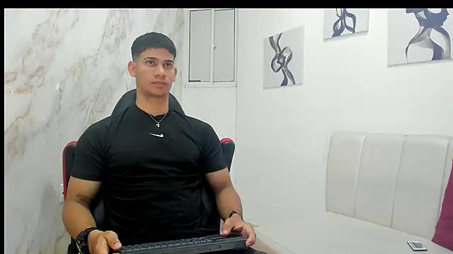 Snapshot of ANDRES_STUD chatting on 10-11-25, 04:22 ANDRES STUD online show from 10-11-25, 04:22
