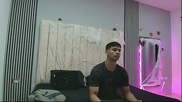 Snapshot of ANDRES_STUD chatting on 10-12-25, 04:33 ANDRES STUD online show from 10-12-25, 04:33