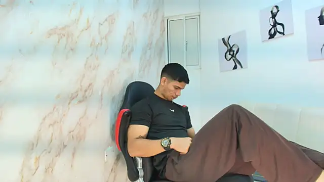 Snapshot of ANDRES_STUD chatting on 12-03-25, 04:31 ANDRES STUD online show from 12-03-25, 04:31