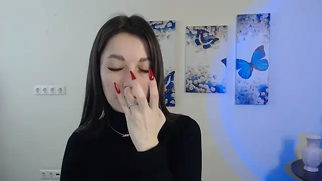 Snapshot of Eva_Eldis chatting on 02-11-25, 01:30 Eva Eldis online show from 02-11-25, 01:30