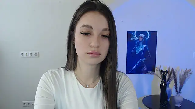 Snapshot of Eva_Eldis chatting on 03-08-25, 10:00 Eva Eldis online show from 03-08-25, 10:00