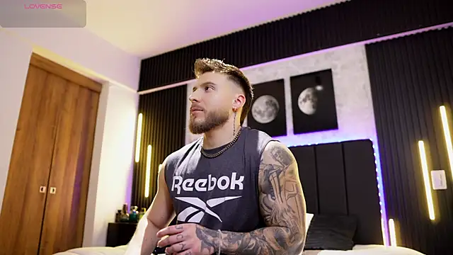 Snapshot of David_blake_ chatting on 12-03-25, 06:21 David blake online show from 12-03-25, 06:21