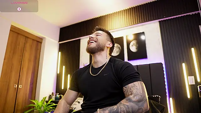 Snapshot of David_blake_ chatting on 12-16-25, 05:34 David blake online show from 12-16-25, 05:34