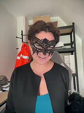 Loveblackzilla online show from 04-02-26, 12:25