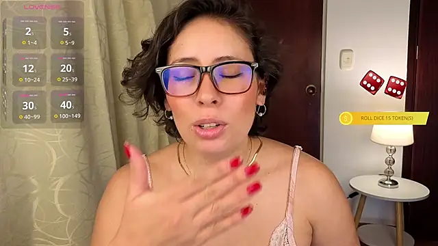 sophia dumont online show from 03-17-25, 08:29