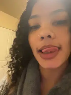 Snapshot of tastylolaaa chatting on 02-08-25, 01:11 tastylolaaa online show from 02-08-25, 01:11