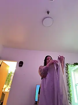 tastylolaaa online show from 05-26-26, 02:18