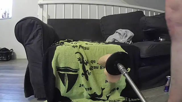 YourLoveBoyKevin online show from 05-22-26, 02:44
