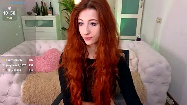 Snapshot of Katy_diamond_ chatting on 03-20-25, 08:09 Katy diamond online show from 03-20-25, 08:09