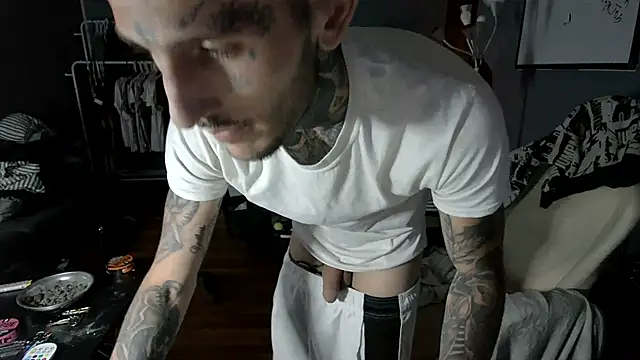 BadJewfucks online show from 06-04-26, 05:24