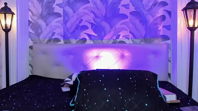 Sami Evanns online show from 11-25-25, 03:17