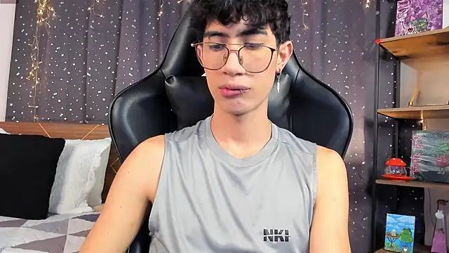 NovaaWheler online show from 02-19-25, 12:55