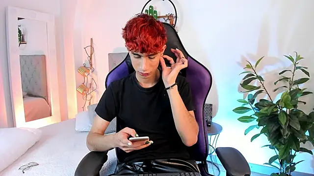 NovaaWheler online show from 03-02-25, 04:28