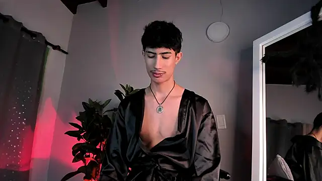 NovaaWheler online show from 10-19-25, 07:36