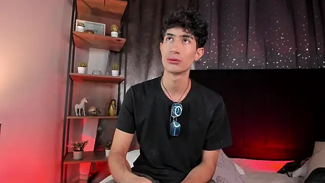 NovaaWheler online show from 11-16-25, 07:41