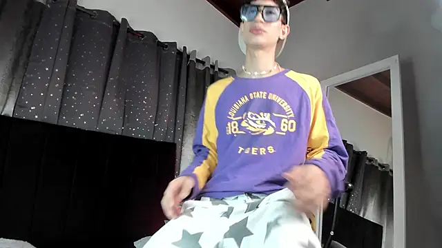 NovaaWheler online show from 11-17-25, 07:41