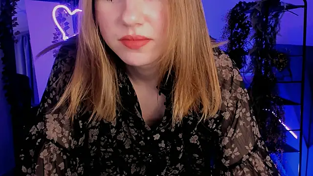 Snapshot of DariaTate chatting on 02-26-25, 08:48 DariaTate online show from 02-26-25, 08:48