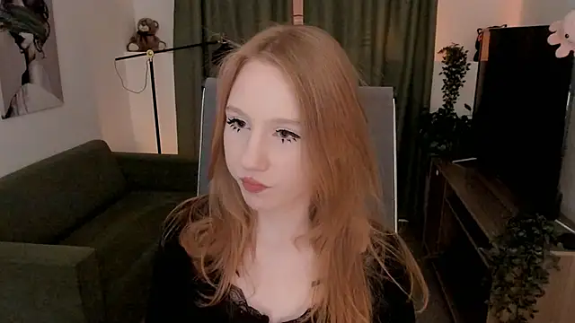 Snapshot of DariaTate chatting on 05-07-26, 11:37 DariaTate online show from 05-07-26, 11:37