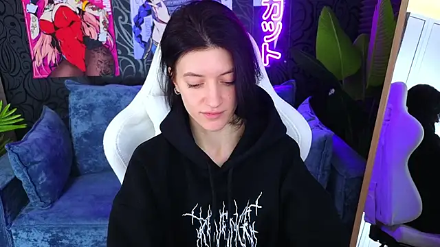 roxy riot  online show from 02-18-25, 04:26