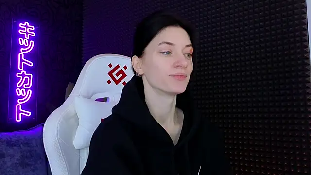 roxy riot  online show from 03-16-25, 01:28