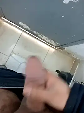 Snapshot of bigcockturk3 chatting on 02-18-25, 12:39 bigcockturk3 online show from 02-18-25, 12:39