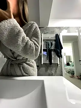 BonyBon29 online show from 11-03-25, 08:04