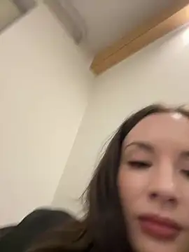 Suga babe online show from 03-04-25, 11:00