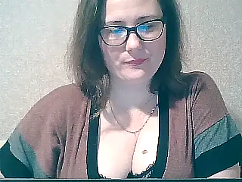 Snapshot of MerryLaCherry chatting on 02-08-25, 02:04 MerryLaCherry online show from 02-08-25, 02:04