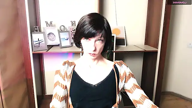  AngeliaFlow  online show from 10-30-25, 08:16