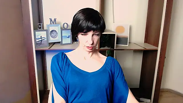  AngeliaFlow  online show from 12-21-25, 11:39