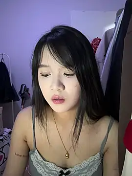 Snapshot of baxi1100 chatting on 02-05-25, 04:14 baxi1100 online show from 02-05-25, 04:14