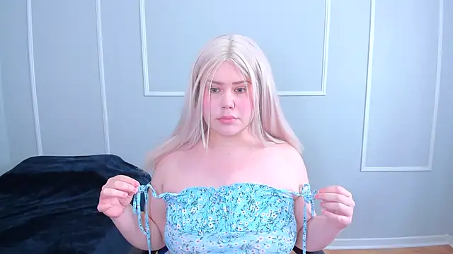  leana  online show from 11-11-25, 04:29