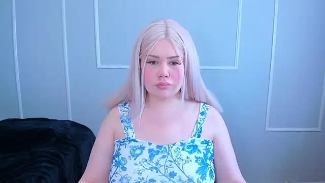  leana  online show from 02-12-26, 05:19